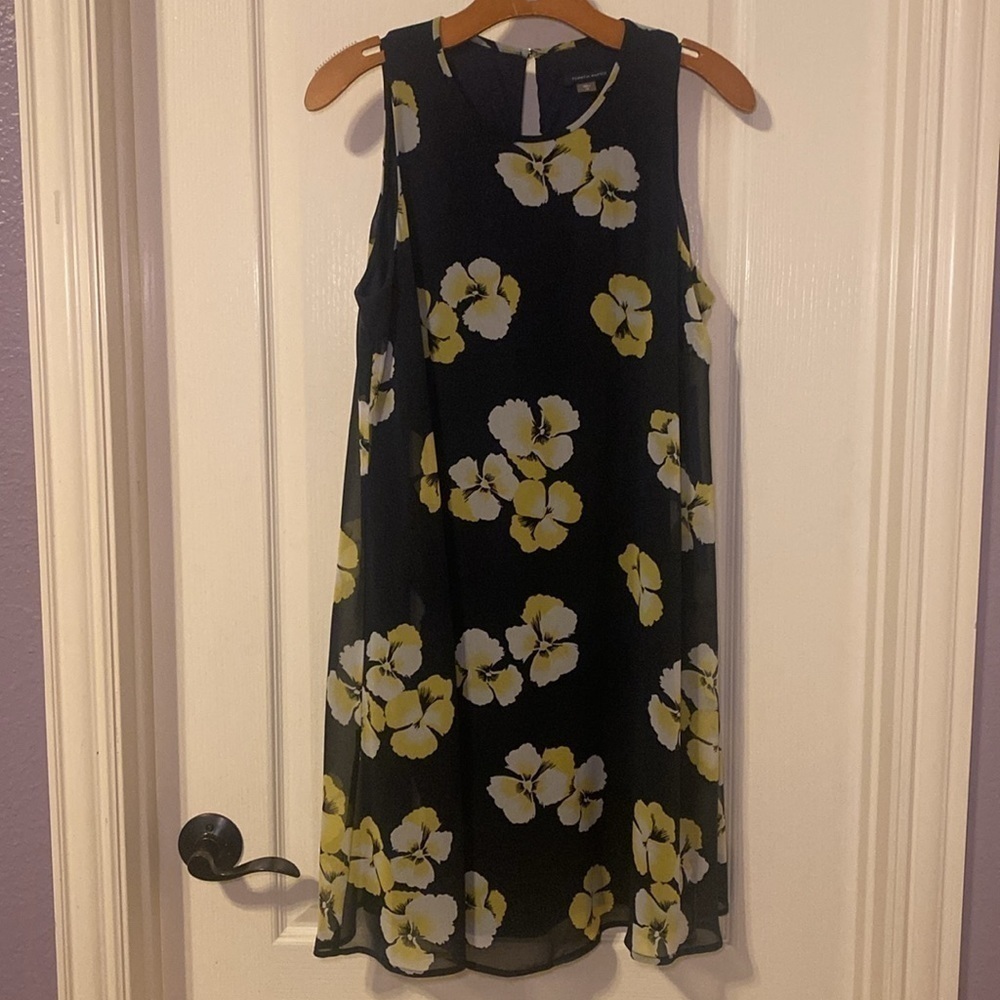 Tommy Hilfiger Women’s Sky Captain Navy & Yellow Floral Shift Dress Size 12 NWOT - Picture 3 of 12